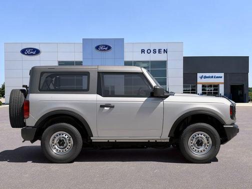 Avalanche Gray 2026 Ford Bronco Base