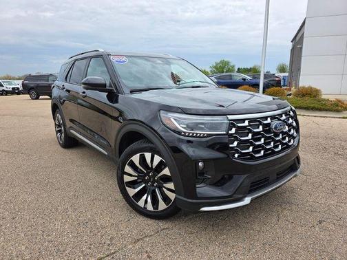 Black Metallic 2025 Ford Explorer Platinum