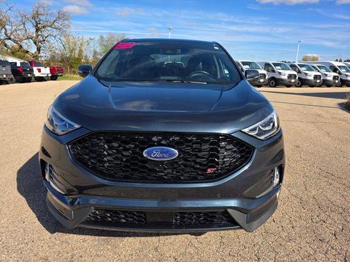 2022 Ford Edge ST