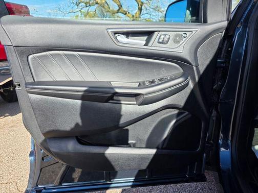 2022 Ford Edge ST