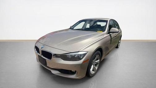 Silver Metallic 2015 BMW 320 i xDrive
