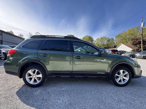 2013 Subaru Outback 2.5i Limited
