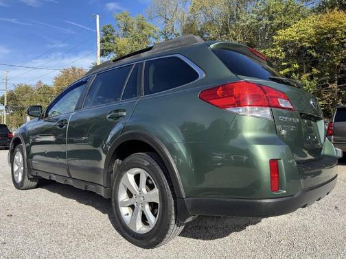 2013 Subaru Outback 2.5i Limited