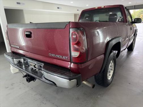 2004 Chevrolet Silverado 1500 LS