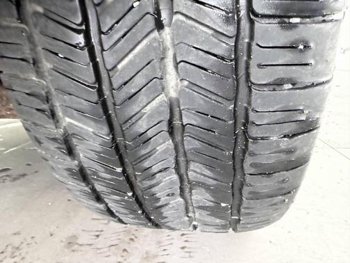Tuxedo Black Metallic 2010 Lincoln Navigator Base