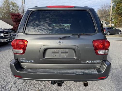 2006 Toyota Sequoia SR5