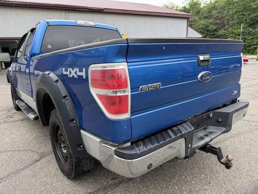 Blue 2010 Ford F-150 XLT SuperCab