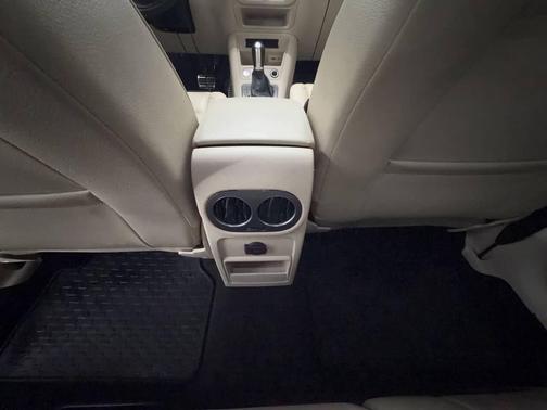 Deep Black Pearl 2016 Volkswagen Tiguan R-Line