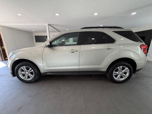 Gold 2014 Chevrolet Equinox 1LT