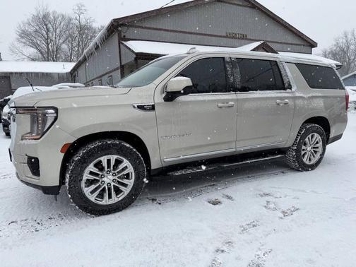 2021 GMC Yukon XL SLT