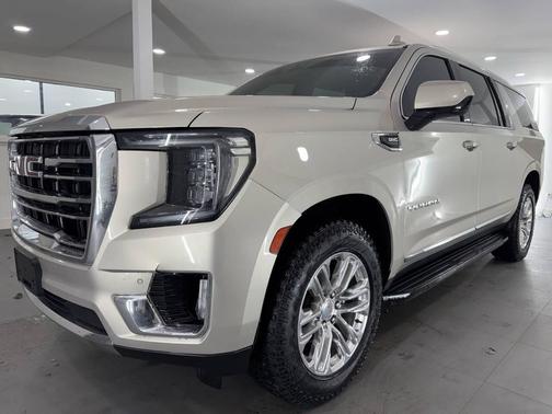 2021 GMC Yukon XL SLT