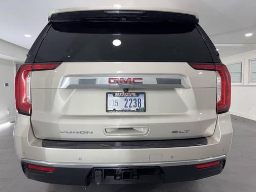 2021 GMC Yukon XL SLT