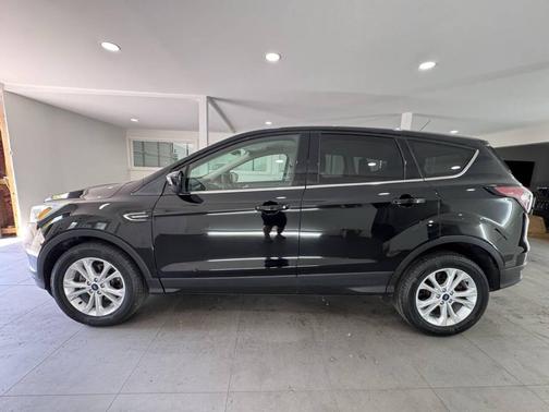 Shadow Black 2017 Ford Escape SE