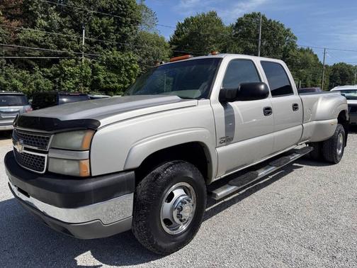 2005 Chevrolet Silverado 3500 LT Crew Cab