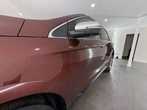 Burgundy 2015 Ford Edge SEL