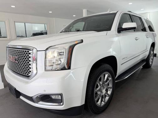 2017 GMC Yukon XL Denali