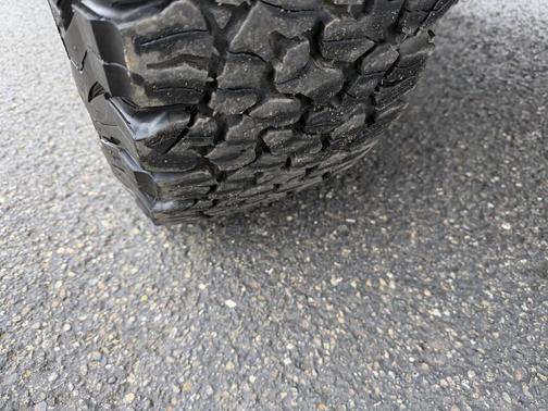 Bright White Clearcoat 2018 RAM 2500 Tradesman Crew Cab 4x4 6'4' Box