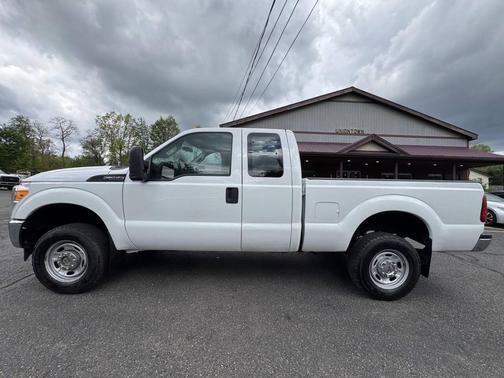 Oxford White 2014 Ford F-250 XLT
