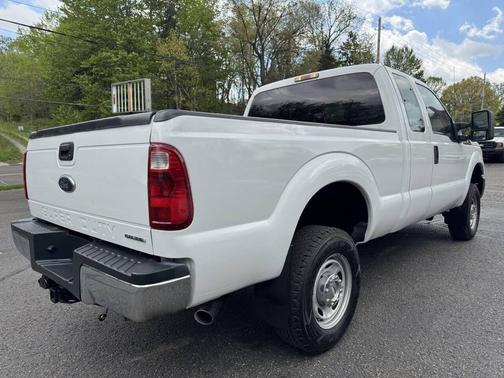 Oxford White 2014 Ford F-250 XLT