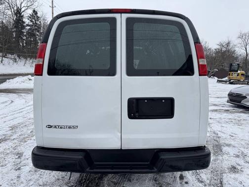 2019 Chevrolet Express 2500 Work Van