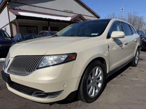 2016 Lincoln MKT EcoBoost
