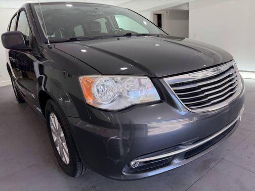 Dark Charcoal Pearlcoat 2012 Chrysler Town & Country Touring