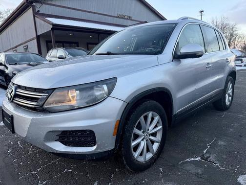 2017 Volkswagen Tiguan 2.0T Wolfsburg Edition