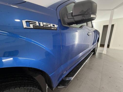 Blue 2018 Ford F-150 XLT