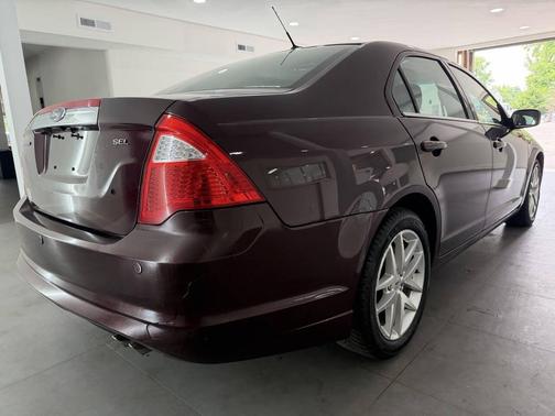Burgundy 2012 Ford Fusion SEL