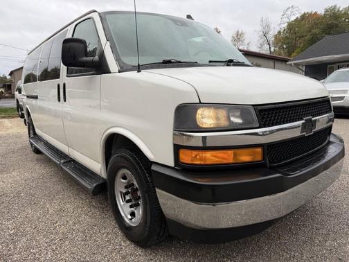 2019 Chevrolet Express 3500 LT