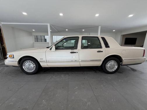 1996 Lincoln Town Car Cartier