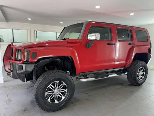 Victory Red 2006 Hummer H3 Base