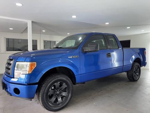Blue Flame Metallic 2012 Ford F-150 STX