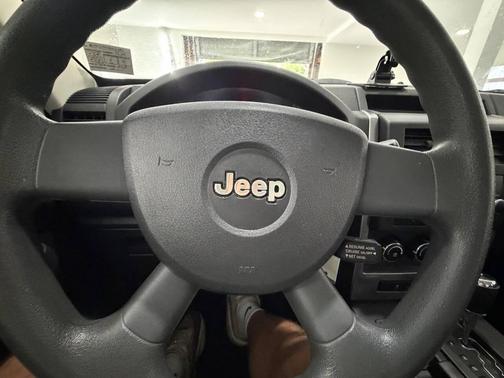 Charcoal 2010 Jeep Liberty Sport