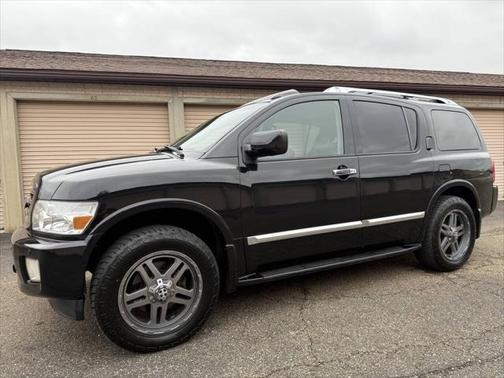 2010 INFINITI QX56 Base
