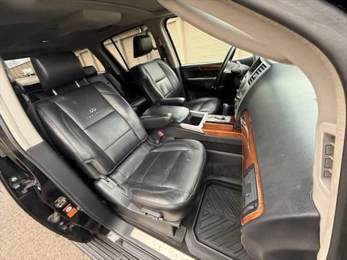 2010 INFINITI QX56 Base