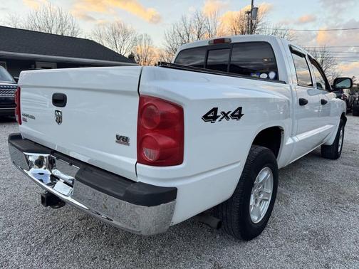 2005 Dodge Dakota SLT Quad Cab