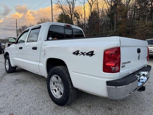 2005 Dodge Dakota SLT Quad Cab