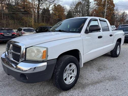 2005 Dodge Dakota SLT Quad Cab