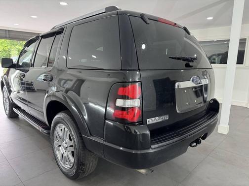 Black Clearcoat 2007 Ford Explorer Limited