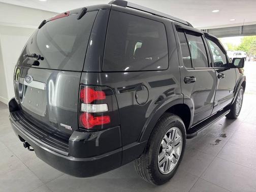 Black Clearcoat 2007 Ford Explorer Limited