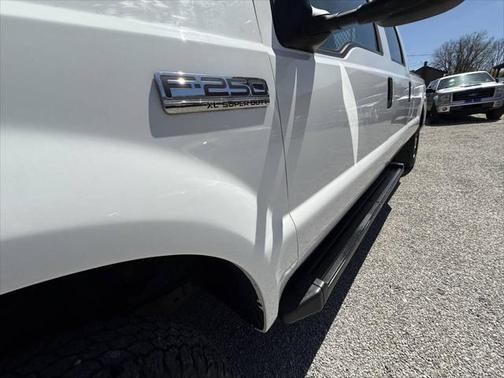 2006 Ford F-250 XL Crew Cab