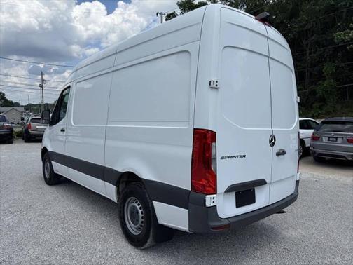 2021 Mercedes-Benz Sprinter 1500 Standard Roof I4