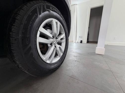 2016 Volkswagen Tiguan 2.0T SE 4MOTION