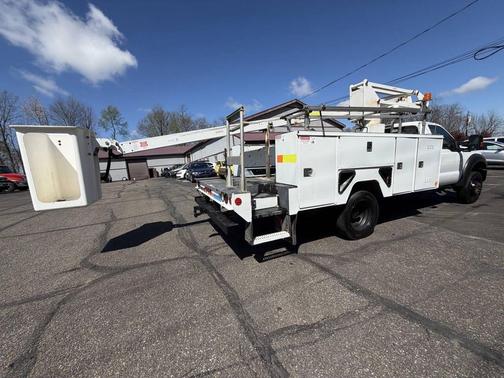 Oxford White 2015 Ford F-450 4X4 2dr Regular Cab 140.8 200.8 in. WB