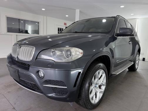 Deep Sea Blue Metallic 2013 BMW X5 xDrive 35i Sport Activity
