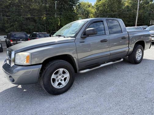 2005 Dodge Dakota SLT Quad Cab