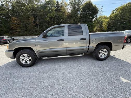 2005 Dodge Dakota SLT Quad Cab
