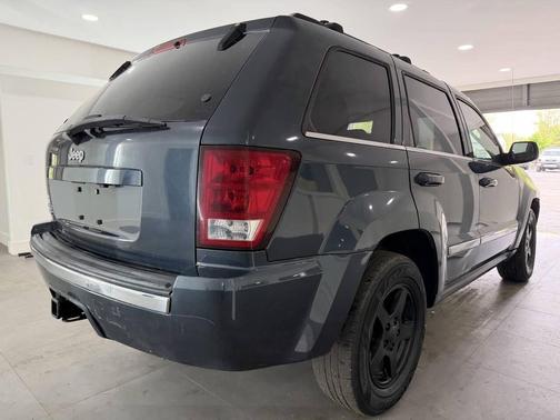 Blue 2006 Jeep Grand Cherokee Limited