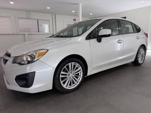 Off White 2012 Subaru Impreza 2.0i Premium